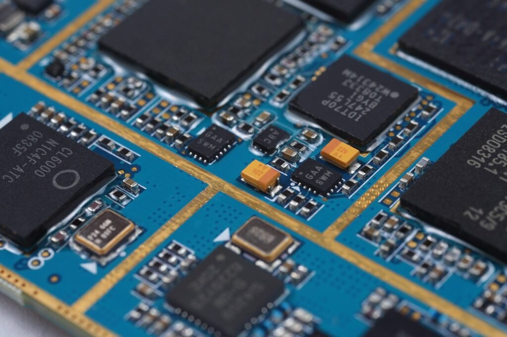 The Fascinating World of Microelectronics: Pushing the Boundaries of Technology